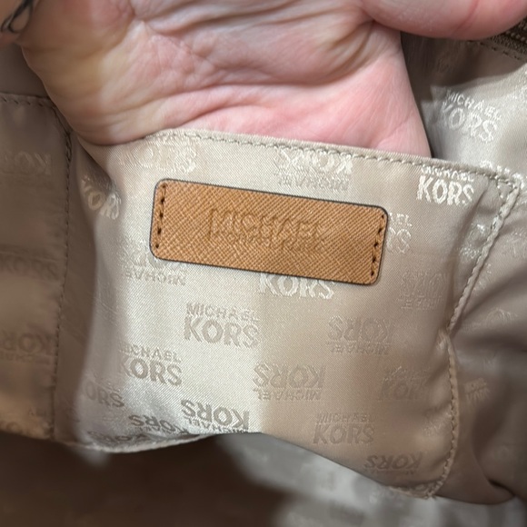 Michael Kors Brown and Cream Tote Bag Jet Set Tote - Picture 5 of 8